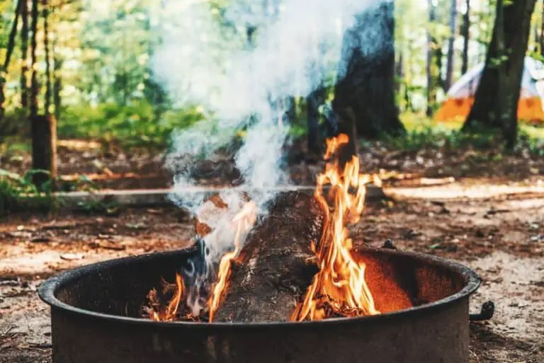 Campfire Vs Bonfire: What’s The Real Difference? – Burly Beaver